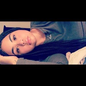 Meet your Posher, Xiomara